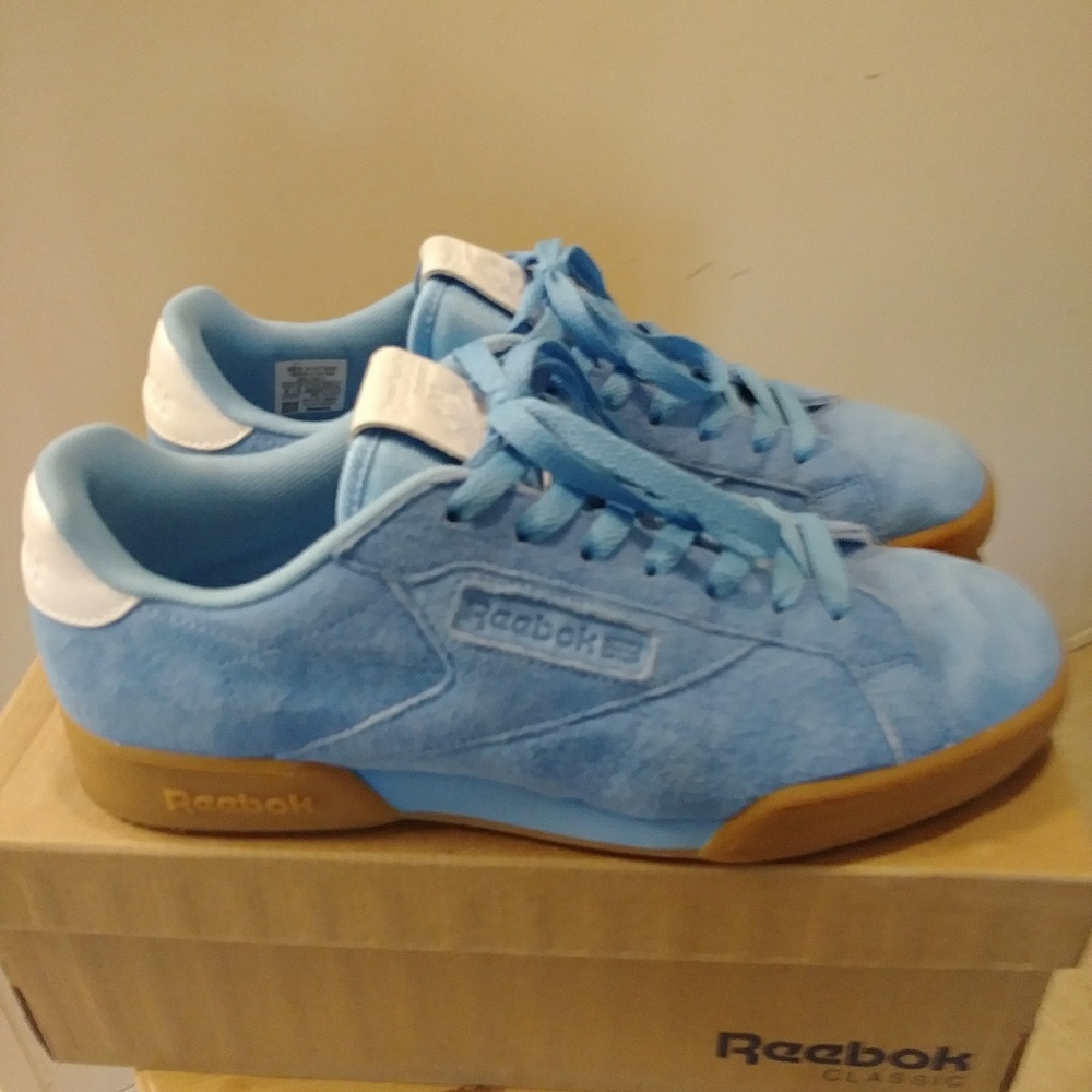 🔥🔥REEBOK CLASSICS🔥🔥